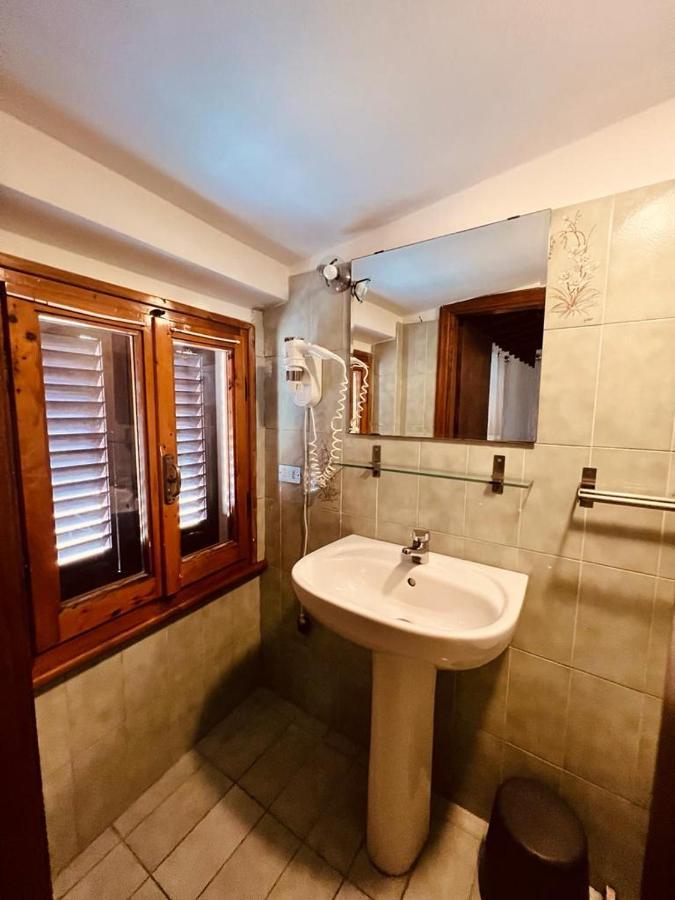 Albergo Dal Fata Gambassi Terme Zewnętrze zdjęcie